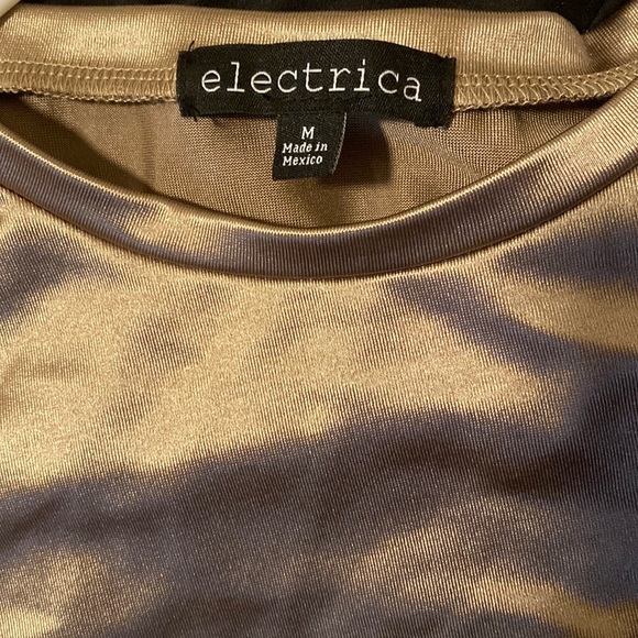 Gold crop top size m - Picture 3 of 3